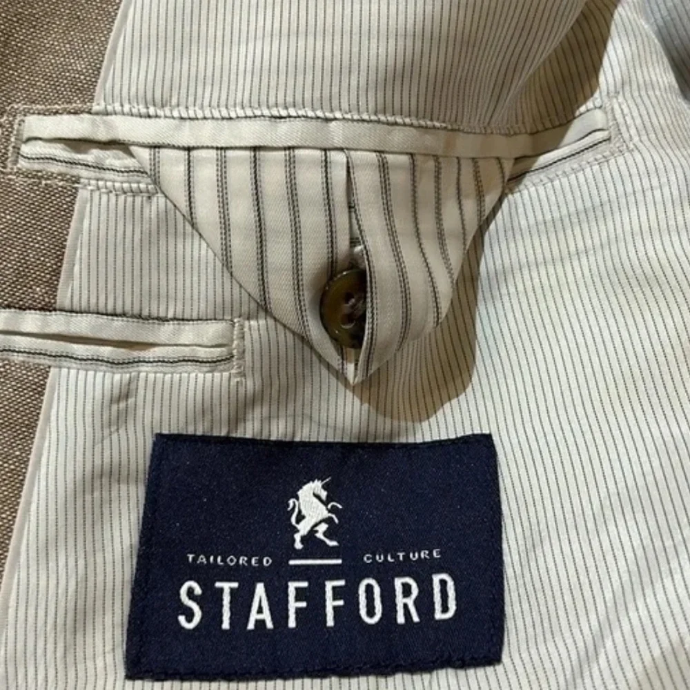 Stafford Light Brown Blazer. 58S. NWT